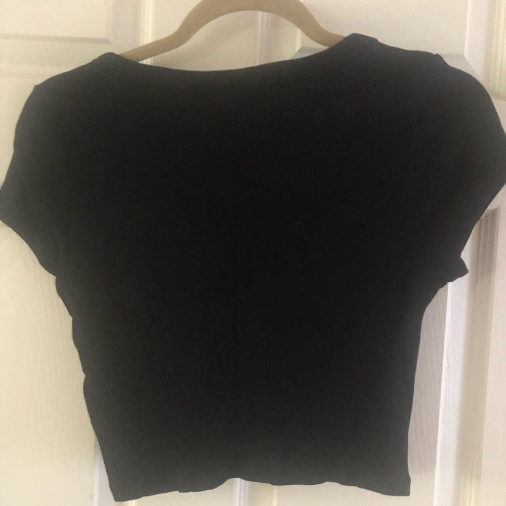 2 H&M Ribbed Crop T Shirts-Large - Picture 8 of 8